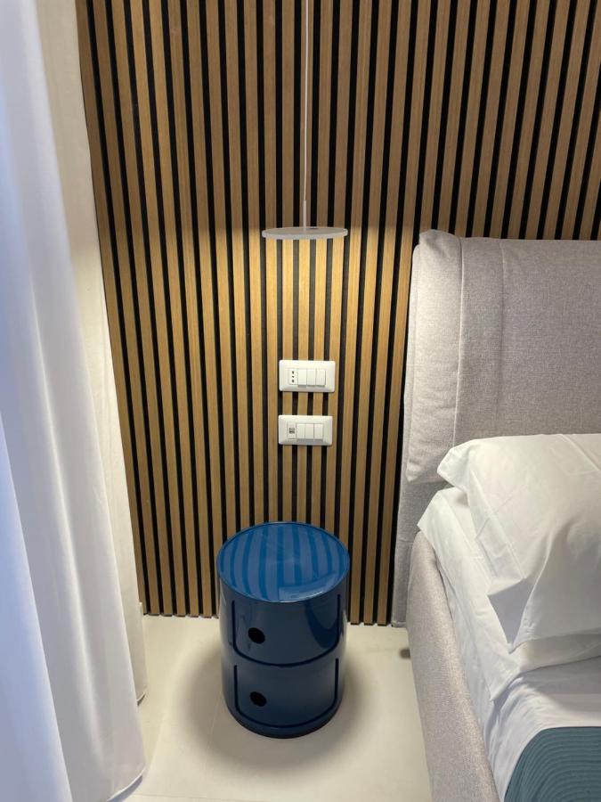 La Finestra Sul Mare Modern Apartment จีอาร์ดีนี นักซอส ภายนอก รูปภาพ
